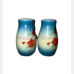 Vintage BAHAMAS SALT & PEPPER Shakers 1991 Souvenir Porcelain